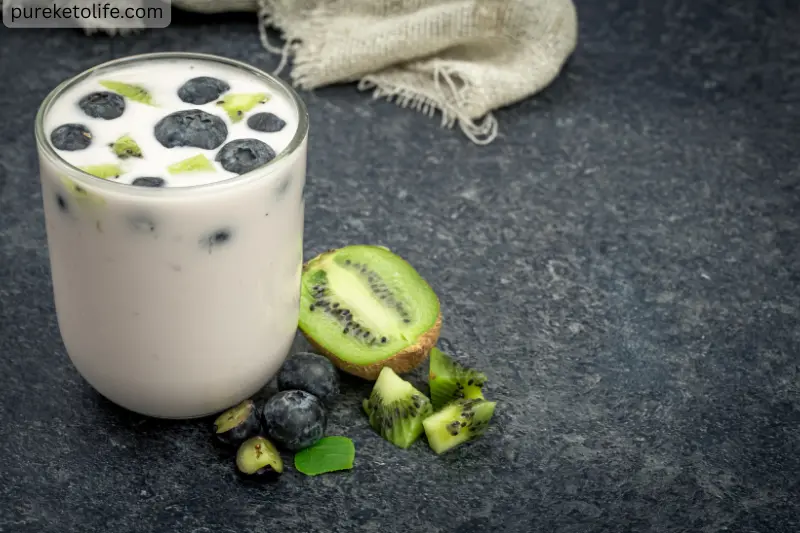 blueberry coconut keto smoothie