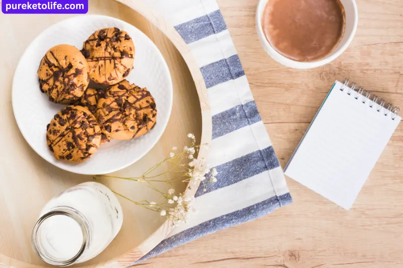 what are keto chocolate chip cookie recipes